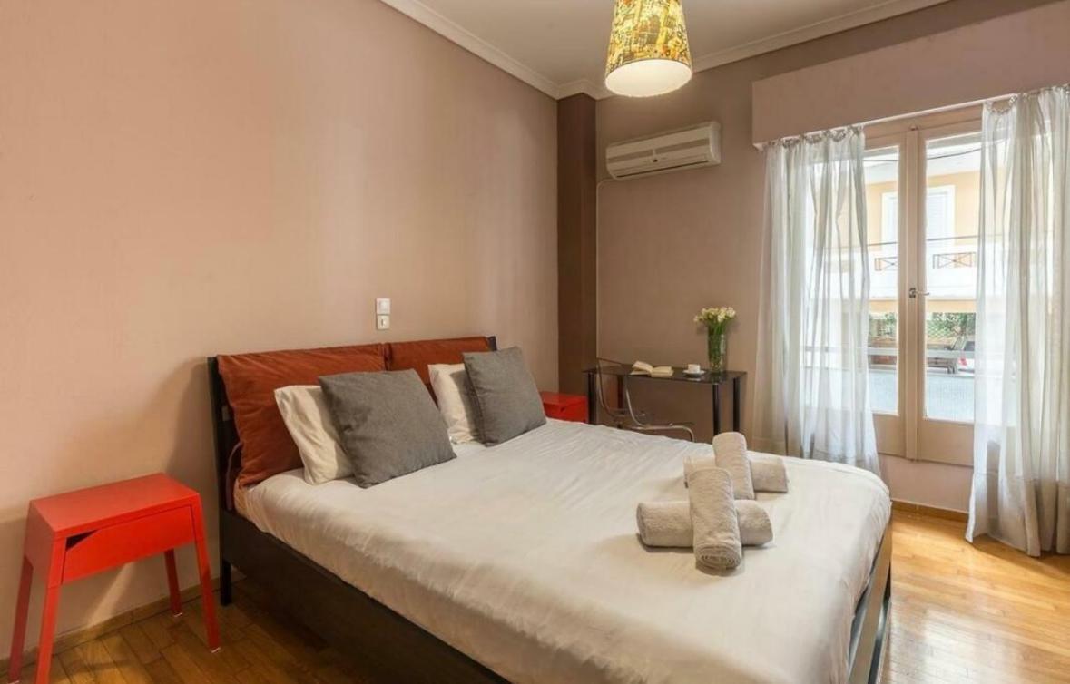 אתונה Holodek Apartments Ground & Semibasement מראה חיצוני תמונה